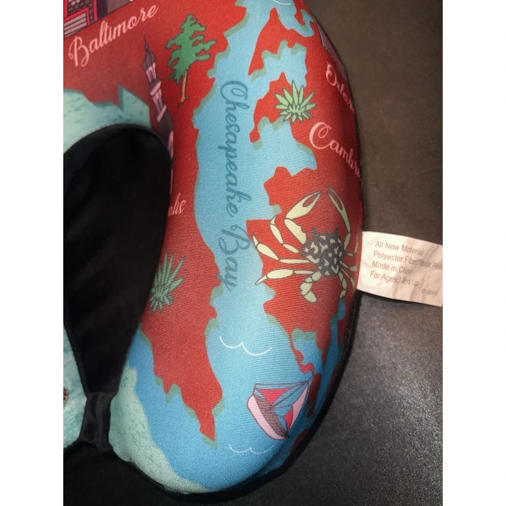 Baltimore, Maryland Souvenir travel neck pillow